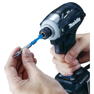 TD162DZ 充電式インパクトドライバ 本体のみ